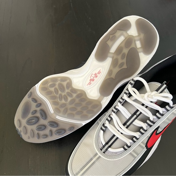 Nike Men’s Athletic Shoes White Black Red main image 10